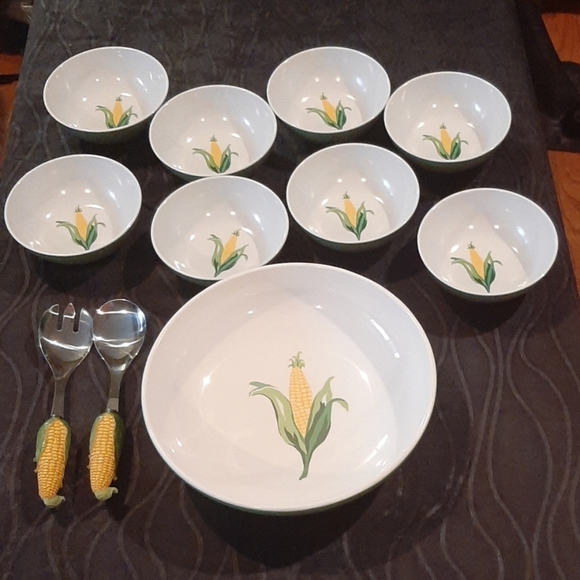 Outdoor party wear Other - 🚨3/$15 Corn theme 11 pc outdoor dinnerware